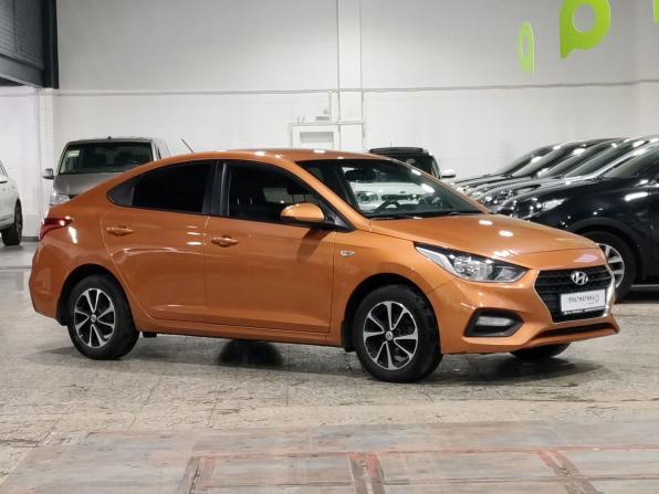 Hyundai Solaris I Рестайлинг с пробегом 2017 года, цена 1 024 000 рублей, 91193 км, седан, Автокод Объявления