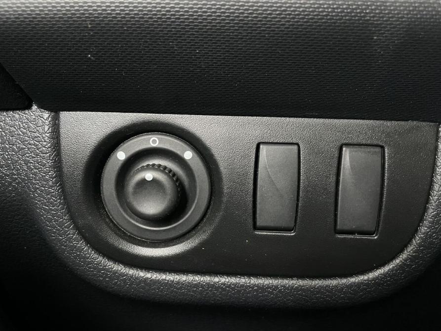 Renault Sandero II Рестайлинг Екатеринбург  - изображение 18