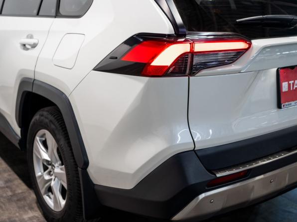 Toyota RAV4 V (XA50) с пробегом 2020 года, цена 3 065 000 рублей, 81555 км, внедорожник, Автокод Объявления