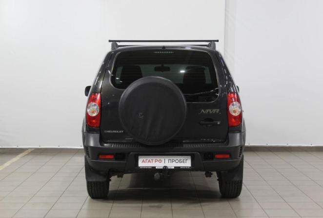 Chevrolet Niva I Рестайлинг с пробегом 2017 года, цена 715 000 рублей, 69867 км, внедорожник, Автокод Объявления