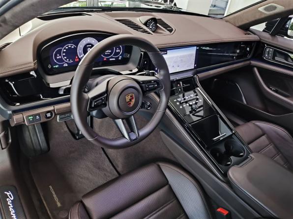 Porsche Panamera III с пробегом 2024 года, цена 27 150 000 рублей, 20311 км, лифтбек, Автокод Объявления