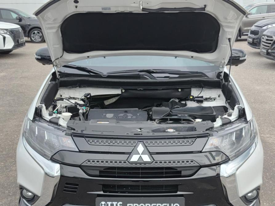 Mitsubishi Outlander III Рестайлинг 3 Йошкар-Ола  - изображение 11