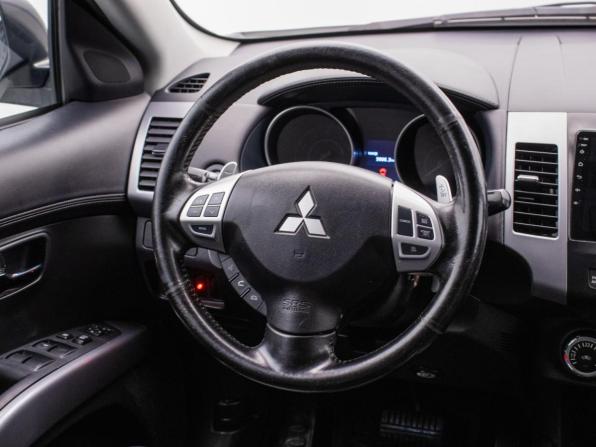 Mitsubishi Outlander II Рестайлинг с пробегом 2011 года, цена 1 024 000 рублей, 273100 км, внедорожник, Автокод Объявления