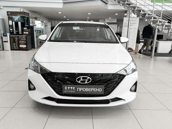 Hyundai Solaris II Рестайлинг с пробегом 2021 года, цена 1 650 000 рублей, 96835 км, седан, Автокод Объявления