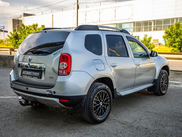 Renault Duster I с пробегом 2012 года, цена 878 000 рублей, 203307 км, внедорожник, Автокод Объявления