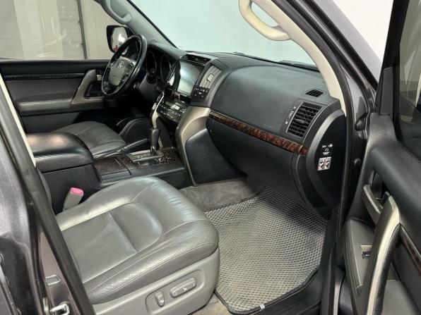 Toyota Land Cruiser 200 Series с пробегом 2008 года, цена 2 770 000 рублей, 286179 км, внедорожник, Автокод Объявления