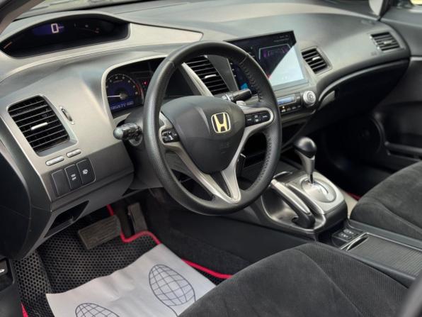 Honda Civic VIII Рестайлинг с пробегом 2011 года, цена 850 000 рублей, 238525 км, седан, Автокод Объявления