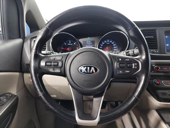Kia Carnival III с пробегом 2019 года, цена 2 690 000 рублей, 157500 км, минивэн, Автокод Объявления