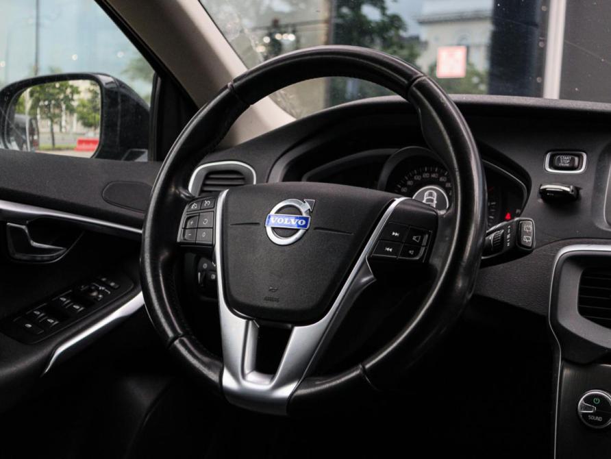 Volvo V40 II Москва  - изображение 12