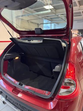 Renault Sandero I с пробегом 2014 года, цена 889 000 рублей, 77957 км, хэтчбек, Автокод Объявления