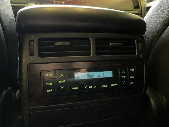 Toyota Land Cruiser 200 Series с пробегом 2011 года, цена 3 200 000 рублей, 353351 км, внедорожник, Автокод Объявления