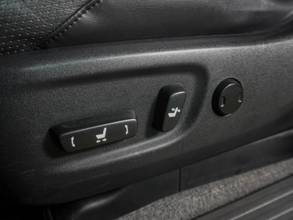 Toyota Land Cruiser Prado 150 Series с пробегом 2010 года, цена 3 249 000 рублей, 169861 км, внедорожник, Автокод Объявления