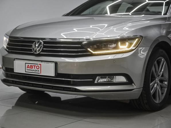 Volkswagen Passat B8 с пробегом 2016 года, цена 2 229 000 рублей, 96246 км, седан, Автокод Объявления