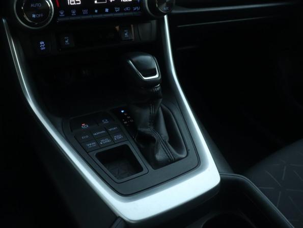 Toyota RAV4 V (XA50) с пробегом 2020 года, цена 2 690 000 рублей, 157310 км, внедорожник, Автокод Объявления