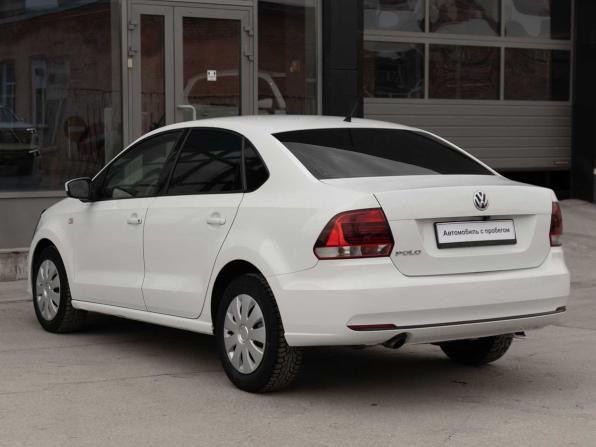 Volkswagen Polo V Рестайлинг с пробегом 2016 года, цена 825 000 рублей, 101580 км, седан, Автокод Объявления