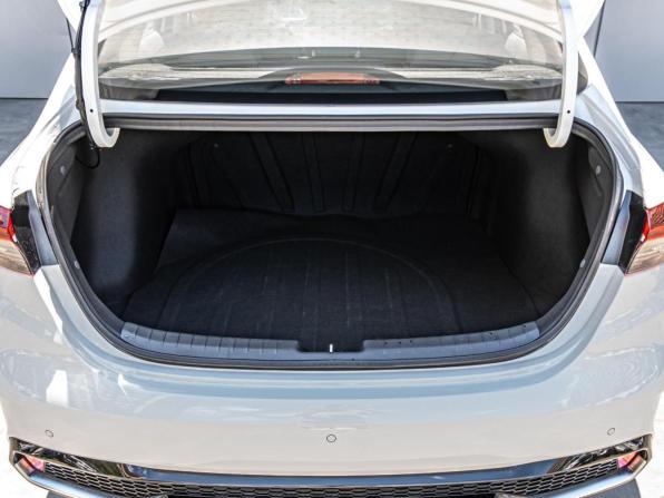 Kia K3 II (China Market) Рестайлинг с пробегом 2026 года, цена 2 598 000 рублей, 35 км, седан, Автокод Объявления