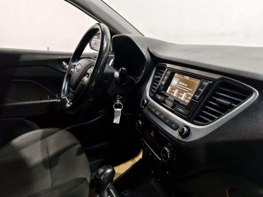Hyundai Solaris II Курск  - изображение 7