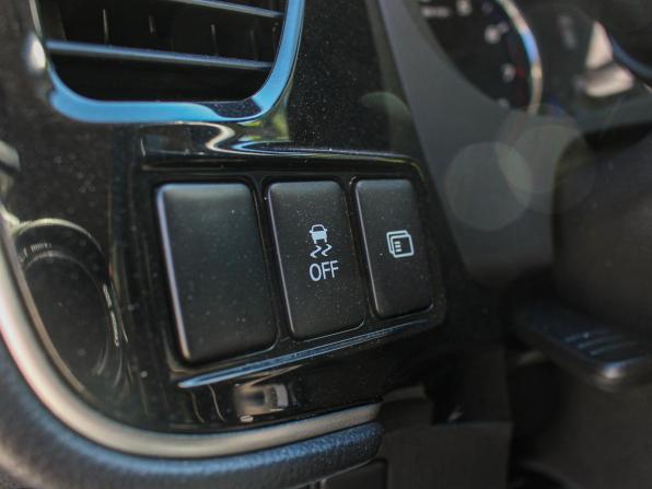 Mitsubishi Outlander III Рестайлинг 3 с пробегом 2019 года, цена 2 536 000 рублей, 144830 км, внедорожник, Автокод Объявления