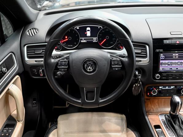 Volkswagen Touareg II с пробегом 2014 года, цена 2 400 000 рублей, 162091 км, внедорожник, Автокод Объявления