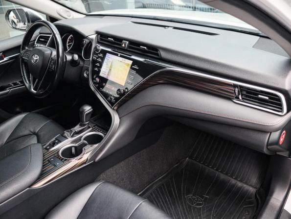 Toyota Camry VIII (XV70) с пробегом 2019 года, цена 2 850 000 рублей, 126873 км, седан, Автокод Объявления