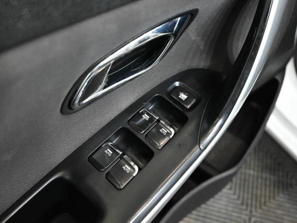 Kia Ceed II Рестайлинг с пробегом 2017 года, цена 1 250 000 рублей, 181934 км, хэтчбек, Автокод Объявления