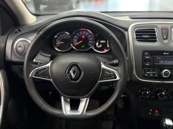 Renault Sandero II Рестайлинг с пробегом 2019 года, цена 940 000 рублей, 176500 км, хэтчбек, Автокод Объявления