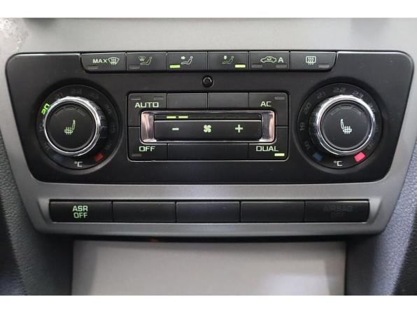 Skoda Octavia II (A5) Рестайлинг с пробегом 2012 года, цена 599 000 рублей, 210959 км, лифтбек, Автокод Объявления