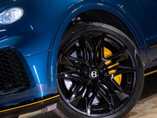 Новый Bentley Bentayga I Рестайлинг 2026 года, цена 47 700 000 рублей, внедорожник, Автокод Объявления
