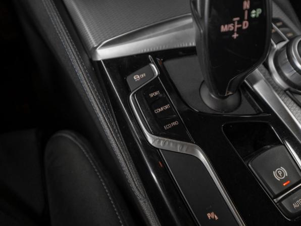 BMW 5 серии V (E60/E61) Рестайлинг с пробегом 2019 года, цена 4 400 000 рублей, 60280 км, седан, Автокод Объявления