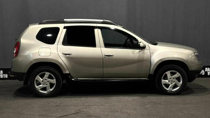 Renault Duster I с пробегом 2012 года, цена 770 000 рублей, 205000 км, внедорожник, Автокод Объявления