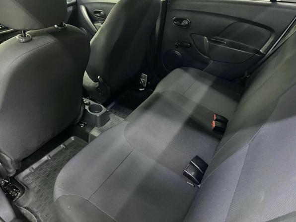 Renault Logan II Рестайлинг с пробегом 2019 года, цена 832 650 рублей, 126047 км, седан, Автокод Объявления