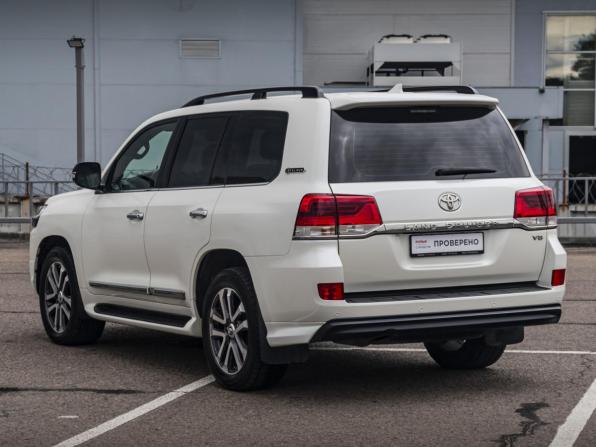 Toyota Land Cruiser 200 Series Рестайлинг 2 с пробегом 2017 года, цена 8 108 000 рублей, 83808 км, внедорожник, Автокод Объявления