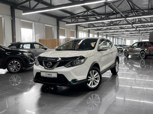 Nissan Qashqai II с пробегом 2018 года, цена 1 680 000 рублей, 111838 км, внедорожник, Автокод Объявления