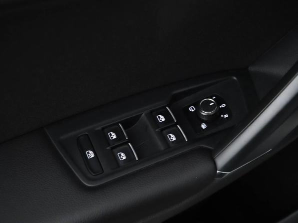 Volkswagen Tiguan II с пробегом 2018 года, цена 2 389 000 рублей, 114630 км, внедорожник, Автокод Объявления