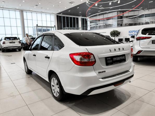 Lada (ВАЗ) Granta I Рестайлинг с пробегом 2022 года, цена 720 000 рублей, 53858 км, хэтчбек, Автокод Объявления
