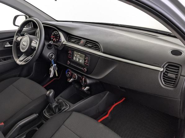 Kia Rio IV Рестайлинг с пробегом 2020 года, цена 1 600 000 рублей, 23105 км, седан, Автокод Объявления