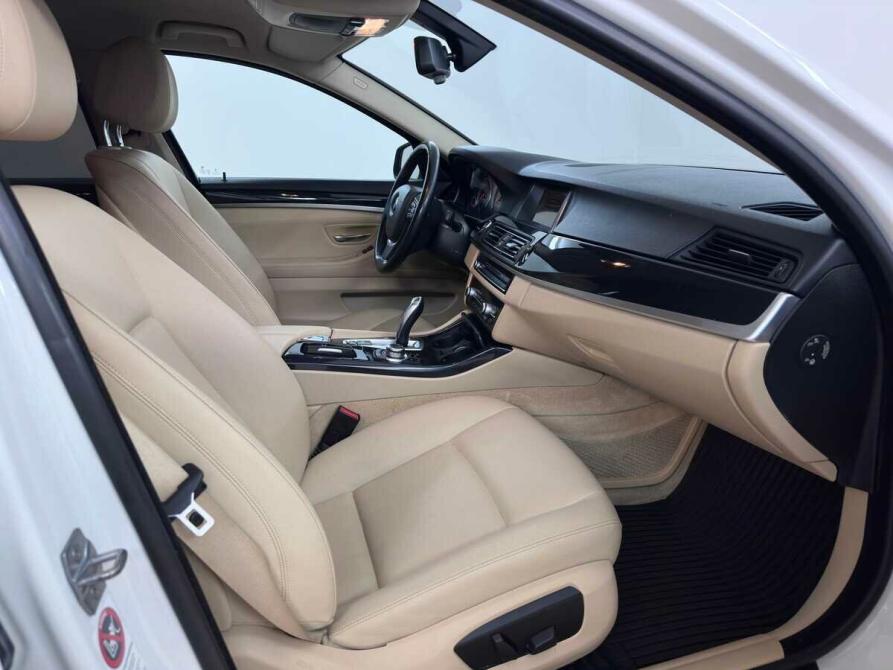 BMW 5 серии VI (F10/F11/F07) Рестайлинг Балашиха  - изображение 12