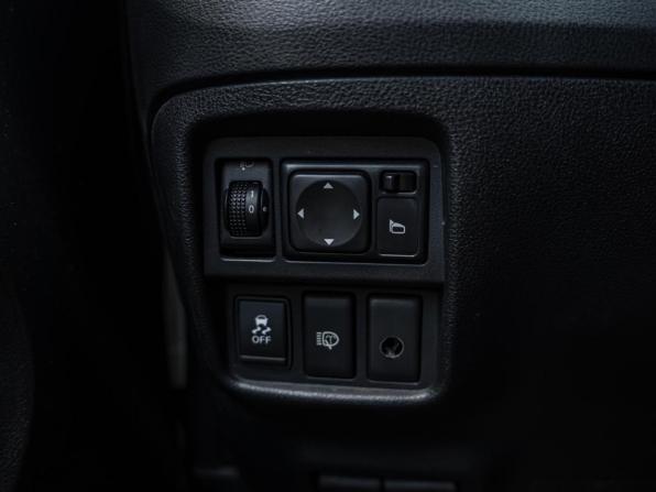 Nissan Juke I с пробегом 2013 года, цена 1 290 000 рублей, 229546 км, внедорожник, Автокод Объявления
