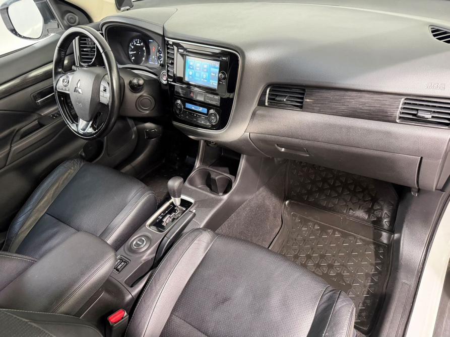 Mitsubishi Outlander III Рестайлинг 2 Химки  - изображение 11