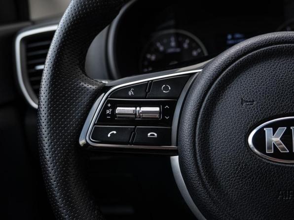 Kia Sportage IV Рестайлинг с пробегом 2020 года, цена 2 720 000 рублей, 83782 км, внедорожник, Автокод Объявления