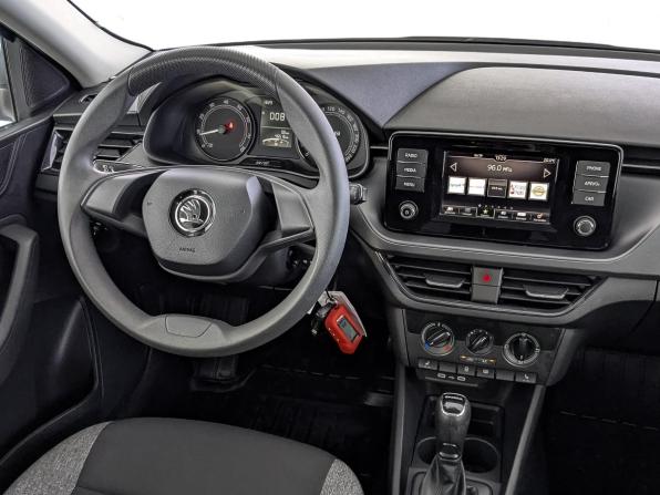 Skoda Rapid II с пробегом 2021 года, цена 1 550 000 рублей, 46150 км, лифтбек, Автокод Объявления