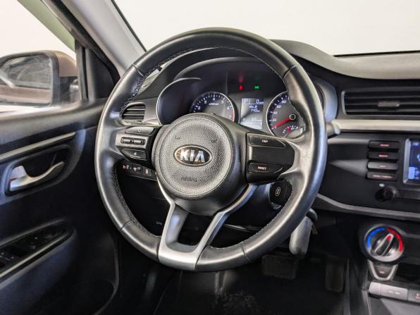 Kia Rio IV с пробегом 2019 года, цена 1 599 900 рублей, 40000 км, седан, Автокод Объявления