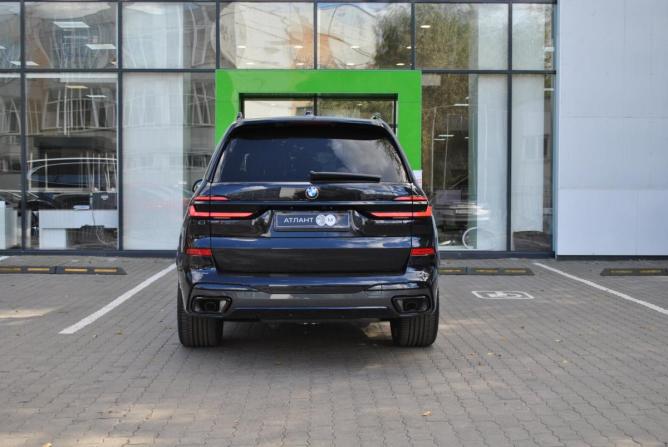 BMW X7 I (G07) Рестайлинг с пробегом 2026 года, цена 17 990 000 рублей, 10 км, внедорожник, Автокод Объявления