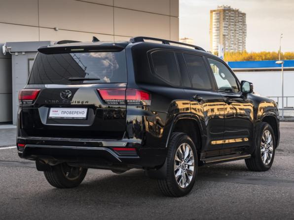 Toyota Land Cruiser 300 Series с пробегом 2023 года, цена 13 598 000 рублей, 18930 км, внедорожник, Автокод Объявления