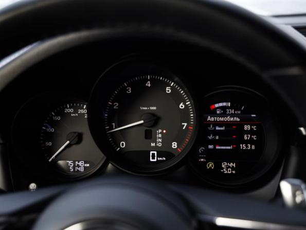 Porsche Macan I Рестайлинг 2 с пробегом 2022 года, цена 6 990 000 рублей, 81202 км, внедорожник, Автокод Объявления