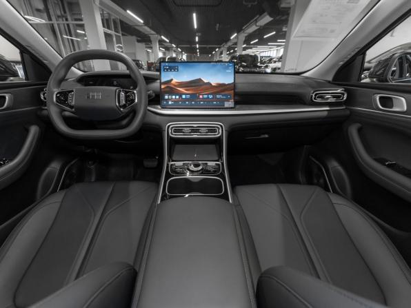Geely Galaxy Starshine 6 с пробегом 2025 года, цена 2 700 000 рублей, 49 км, седан, Автокод Объявления