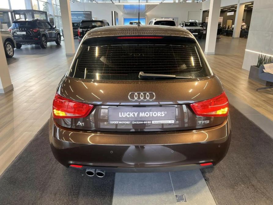 Audi A1 I (8X) Екатеринбург  - изображение 4