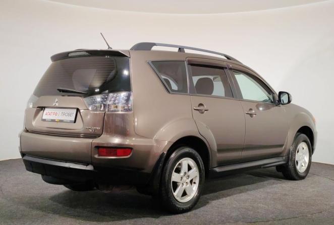 Mitsubishi Outlander II Рестайлинг с пробегом 2011 года, цена 1 150 000 рублей, 180000 км, внедорожник, Автокод Объявления