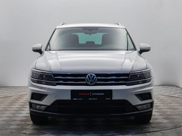 Volkswagen Tiguan II с пробегом 2018 года, цена 2 275 000 рублей, 190000 км, внедорожник, Автокод Объявления