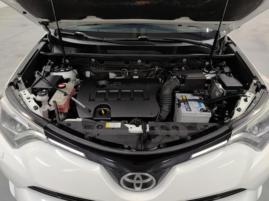 Toyota RAV4 IV (XA40) Рестайлинг Казань  - изображение 11
